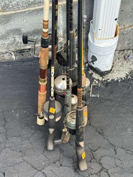 (7) Fishing Poles