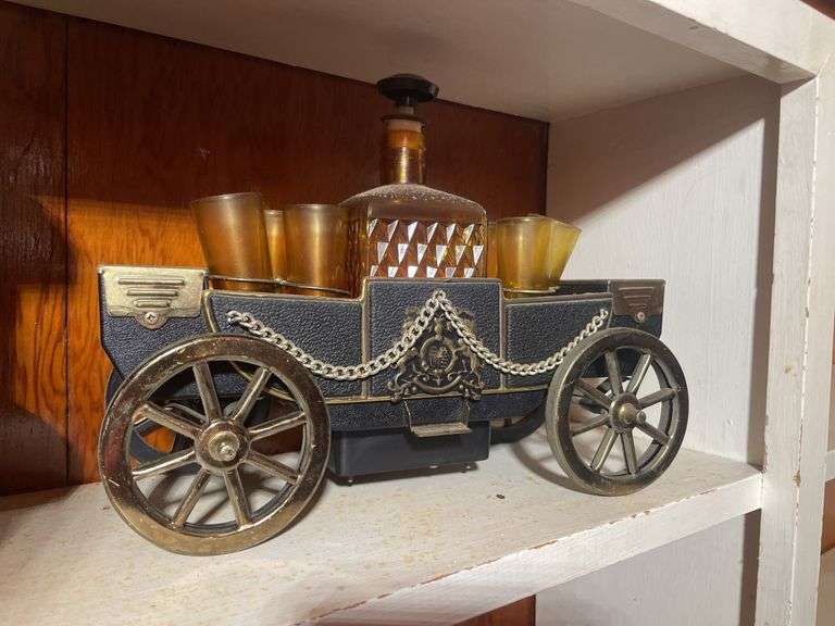 Whiskey bottle set & wooden train/birdhouse