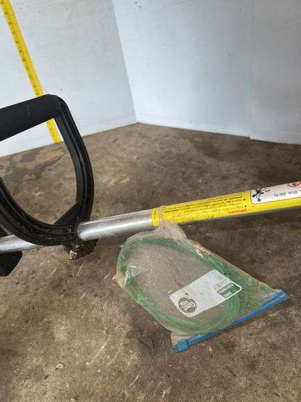 Stihl FS 72 Weedeater