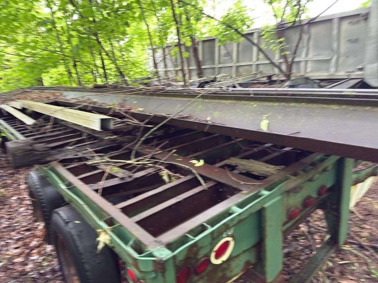 40 ft flat bed trailer sells as is