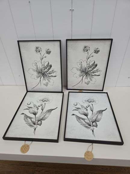 (4) flower wall art- 10"x14"