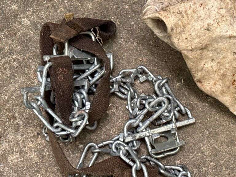 Tire Chains w/ Carrying Sack