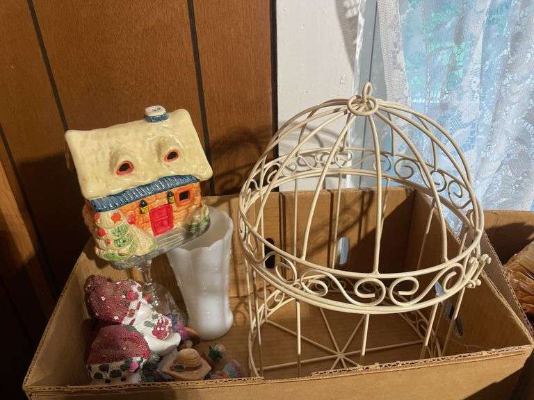Lot of Christmas/seasonal decor including snowmen, lighted angel scene and more