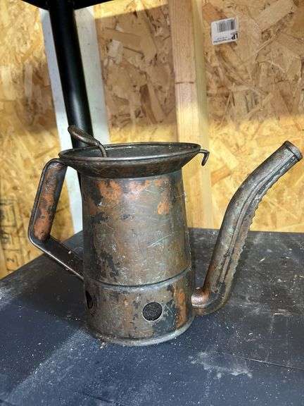 Vintage 1 Quart Water Pitcher