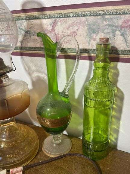 (4) lamps, decorative basket, pitchers and more