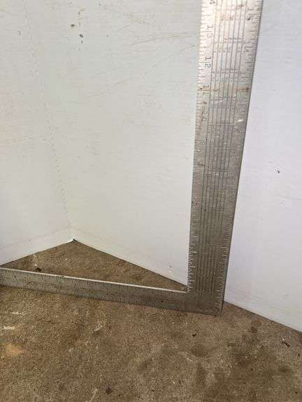 (2) Levels and Measuring Stick
