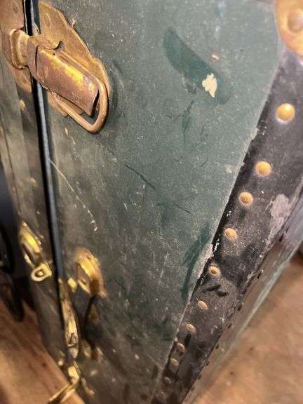 Vintage Trunk