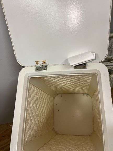 White Wicker Laundry Hamper, Newspaper Basket and Tissue Holder