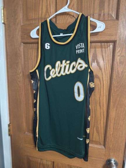 Jayson Tatum Boston Celtics Jersey (Size M)