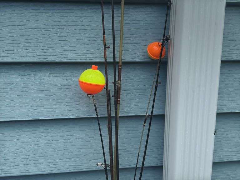 (7) Fishing Poles