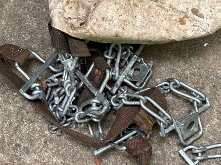 Tire Chains w/ Carrying Sack