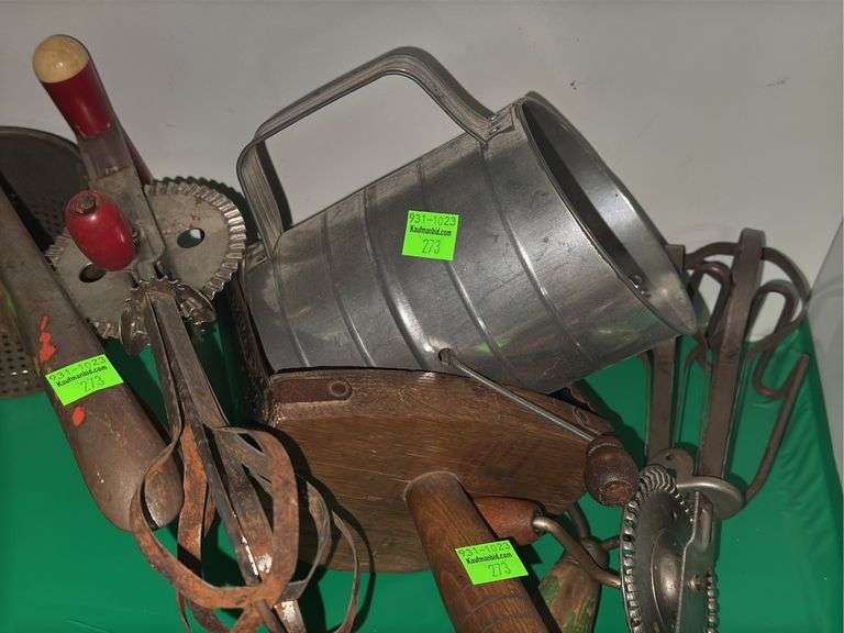 Vintage Kitchen Items