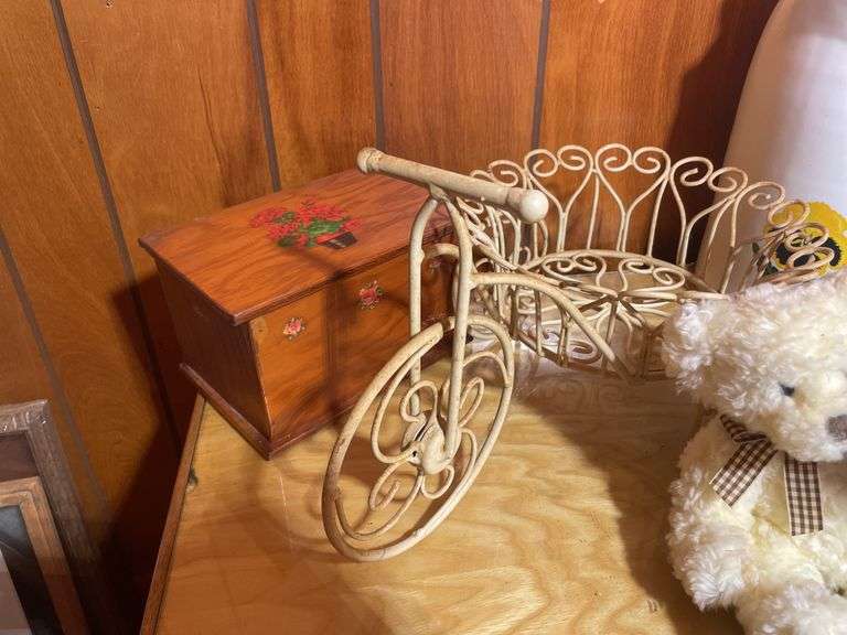 Large lot of decor including candleholder, (2) matching lamps, jug, small display case & more