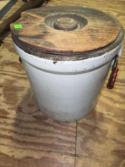 4 Gallon Stoneware Crock