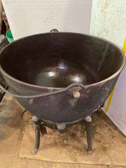 Cast Iron Calderon Cooker