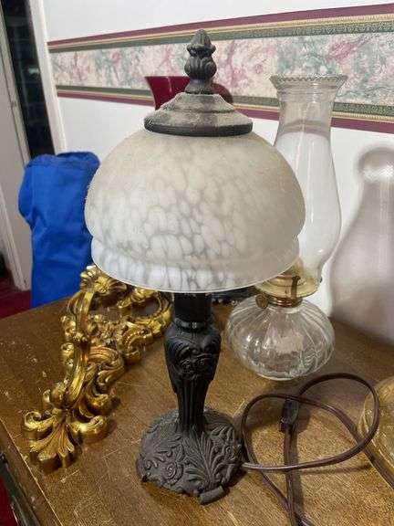 (4) lamps, decorative basket, pitchers and more