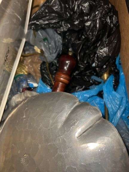 Box of Glassware