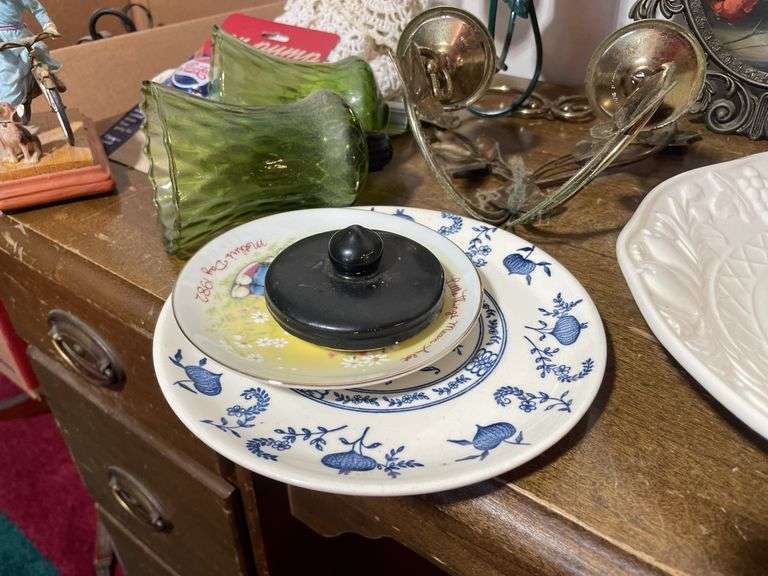 Turkey platter, decorative wall hangings, candle, candleholders and more