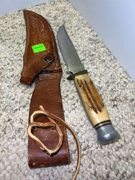 (3) Buck Knives