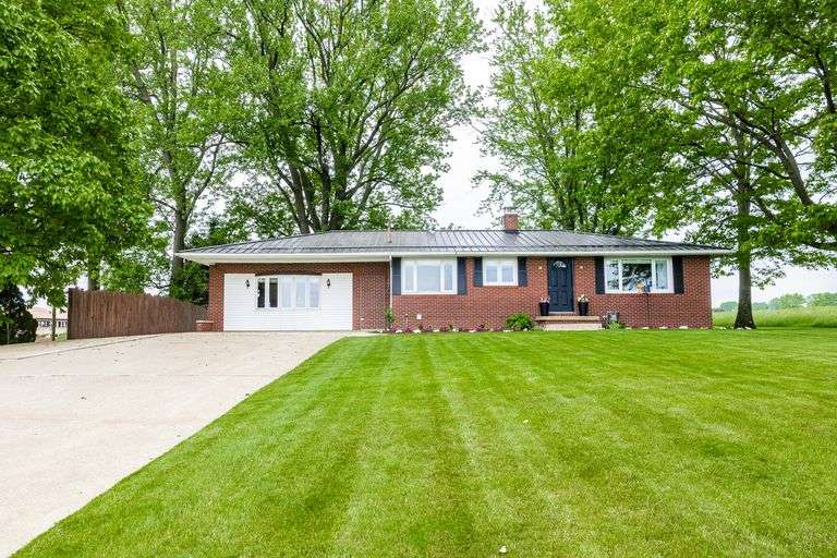 Kidron Home SOLD $593,000
