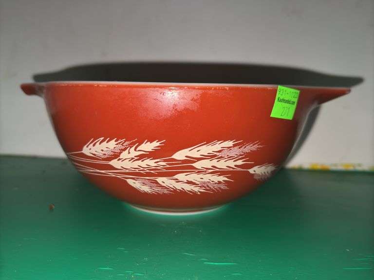 Vintage Pyrex Mixing Bowl