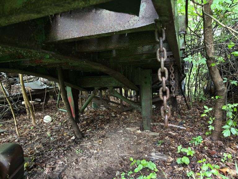 40 ft flat bed trailer sells as is