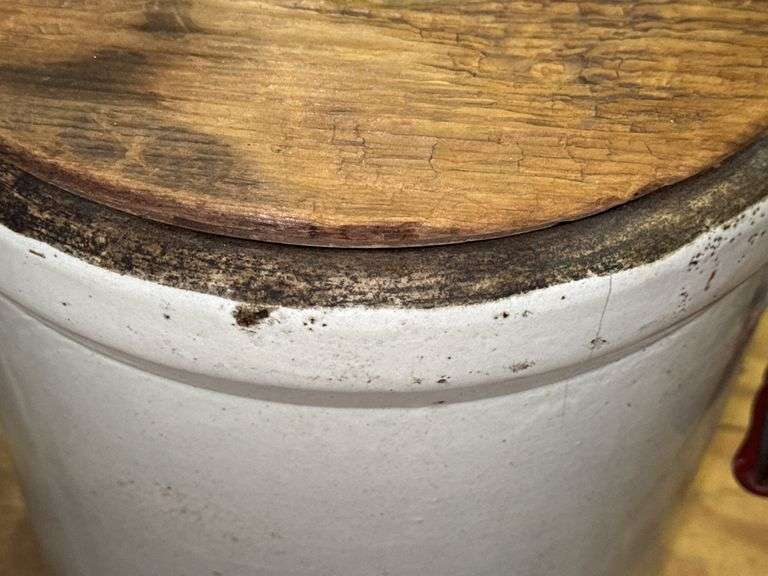 4 Gallon Stoneware Crock