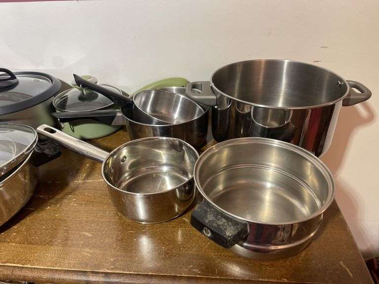 Vision Corning glass pan and pots, stainless steel pots, and other kitchenware