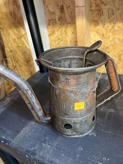 Vintage 1 Quart Water Pitcher