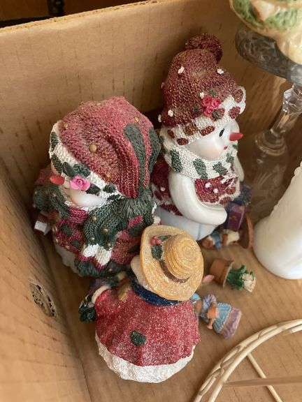 Lot of Christmas/seasonal decor including snowmen, lighted angel scene and more