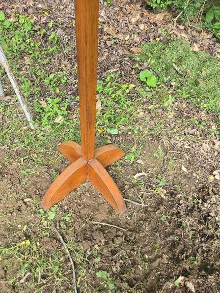 Wooden Coat/Hat Rack