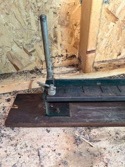 Sheet Metal Bending Tool