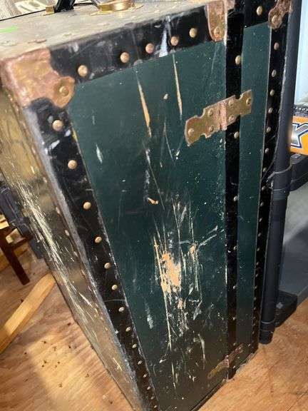 Vintage Trunk