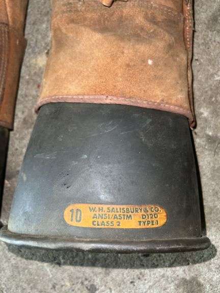 Chicago Electric Flux Welder and Welding Gloves
