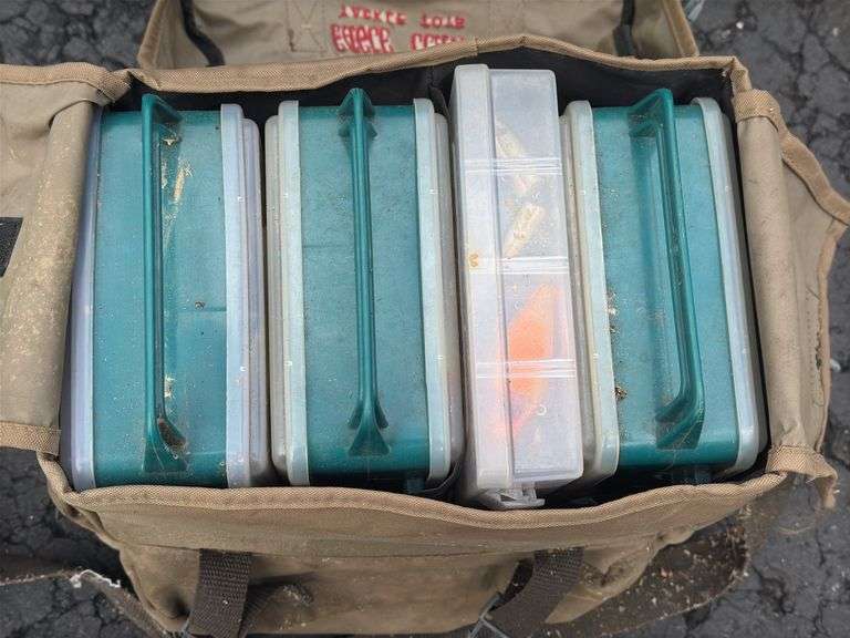 Eagle Claw Tackle Tote w/ Tackle Boxes