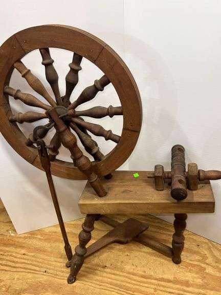 Vintage Wooden Spinning Wheel