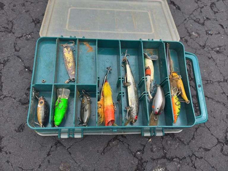 Eagle Claw Tackle Tote w/ Tackle Boxes