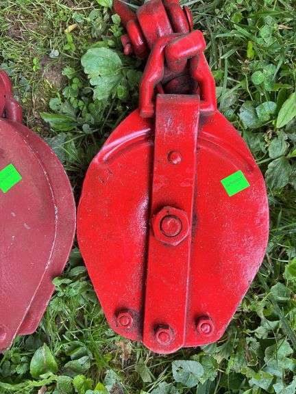 (2) Red Metal Pulleys