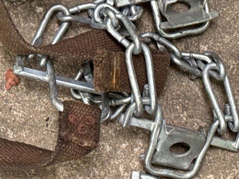 Tire Chains w/ Carrying Sack