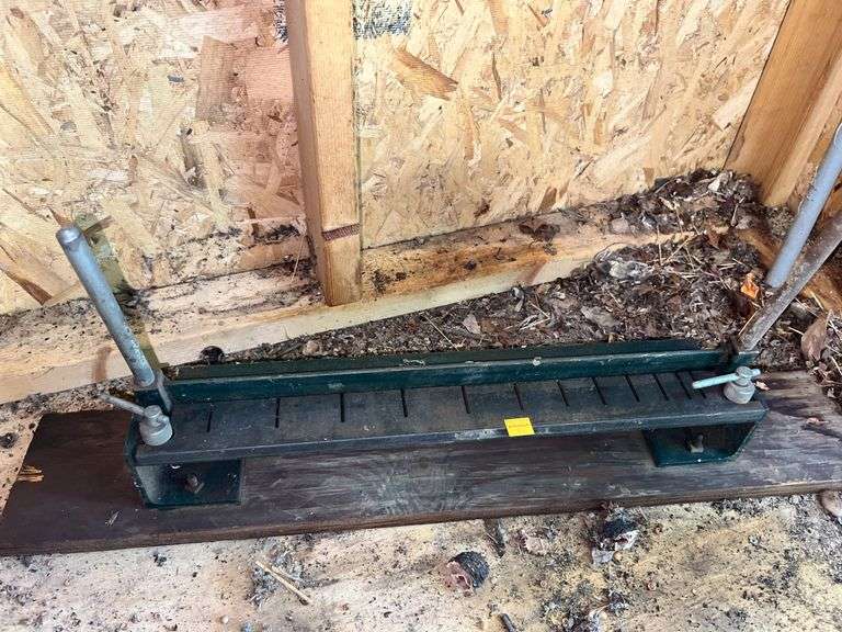 Sheet Metal Bending Tool