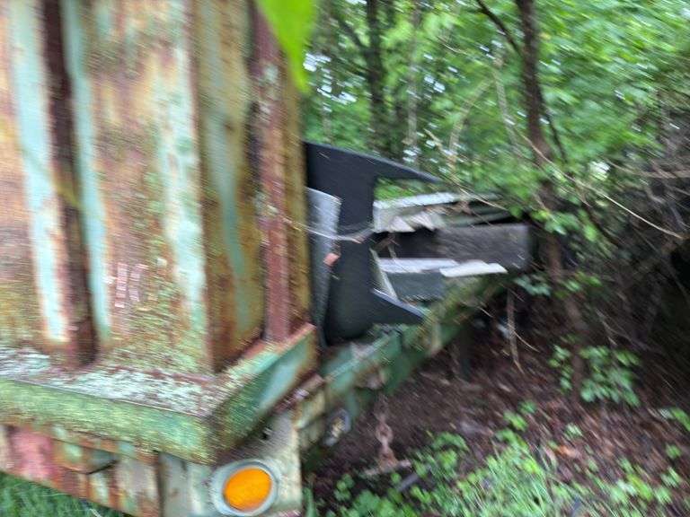 40 ft flat bed trailer sells as is