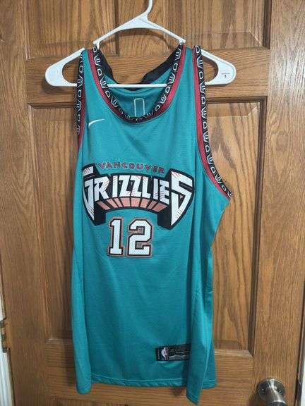 Ja Morant Memphis Grizzlies Throwback Jersey (Size 48)