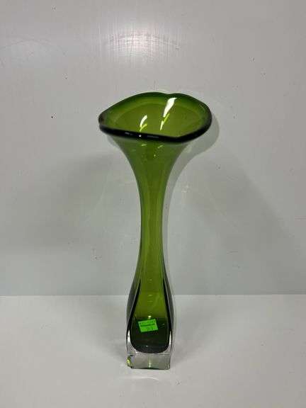 Green Tulip Glass Vase