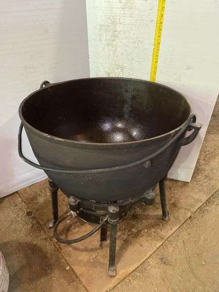 Cast Iron Calderon Cooker
