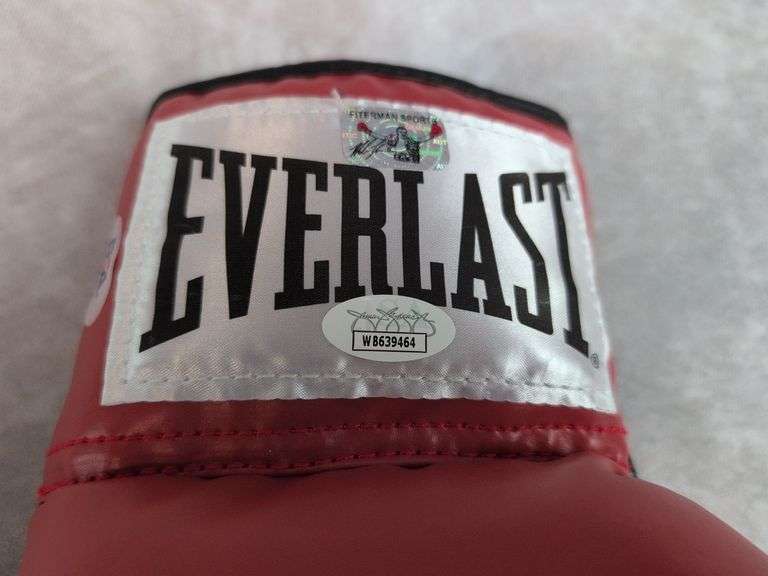Mike Tyson signed boxing glove, signed 'Everlast', PSA & JSA