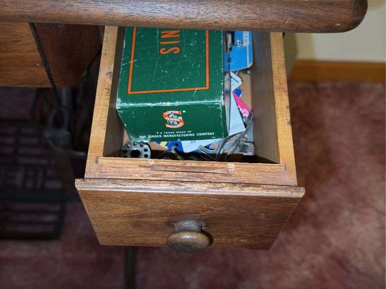 Vintage Singer Sewing Machine Desk