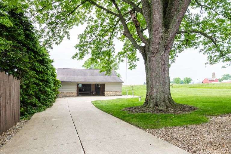 Kidron Home SOLD $593,000