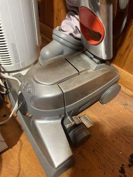 Kirby vacuum, air purifier, Sony VHS & DVD player, speakers and more