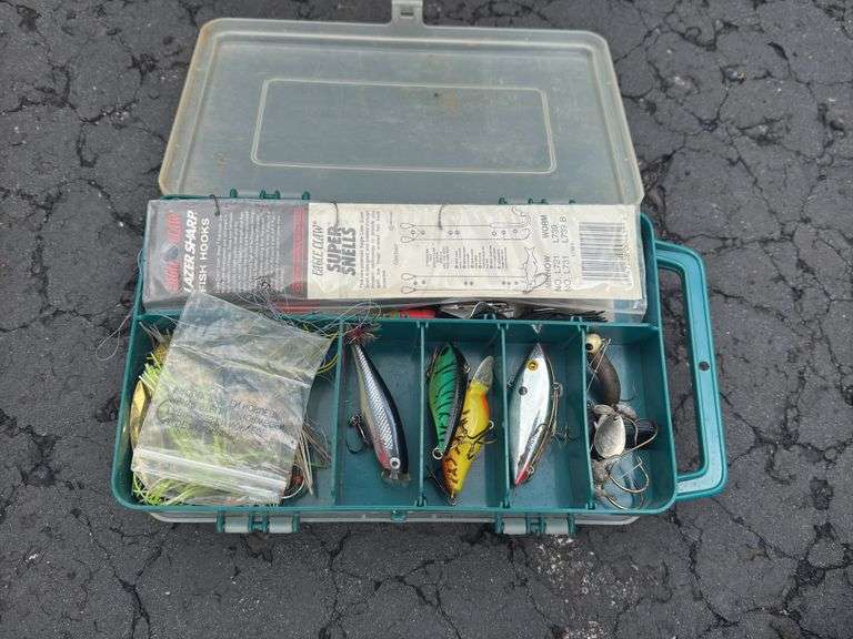 Eagle Claw Tackle Tote w/ Tackle Boxes