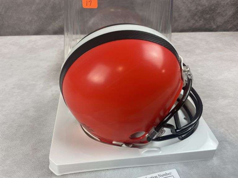 Joe Thomas signed Cleveland Browns mini helmet, JSA